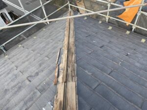 上屋根棟板金解体