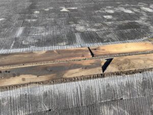 腐食した木下地