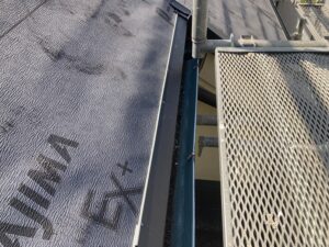 軒先唐草取付け