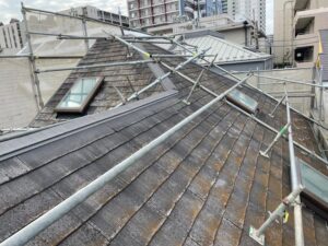 屋根施工前(正面)