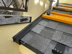 壁際コーキング