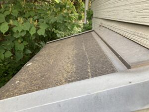 勝手口庇施工前