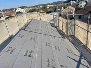 防水シート張り