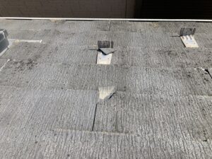 屋根材の割れ