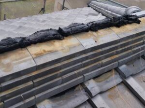 のし瓦漆喰塗り