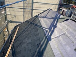 新規屋根材張り