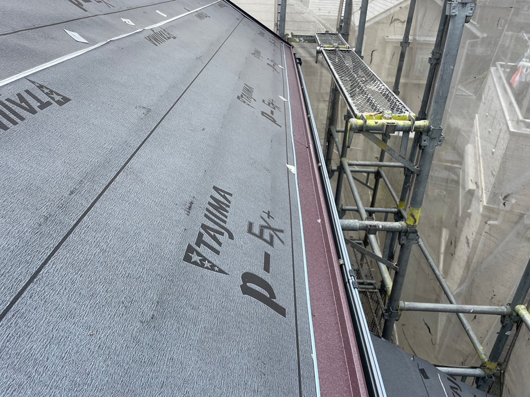 軒先唐草取付け