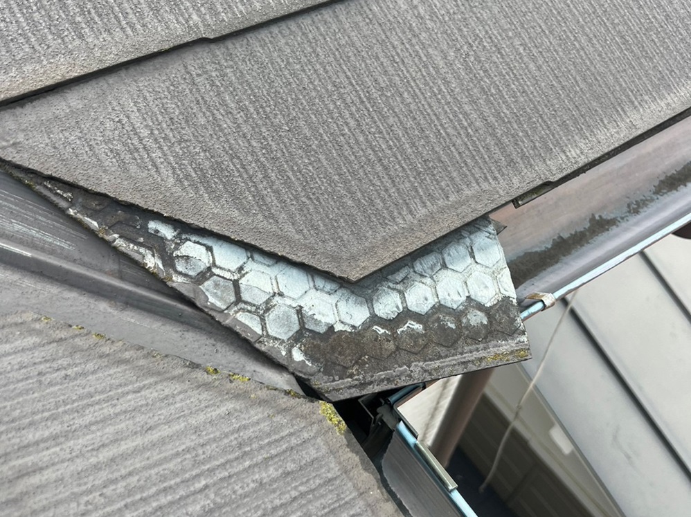 屋根材のずれ