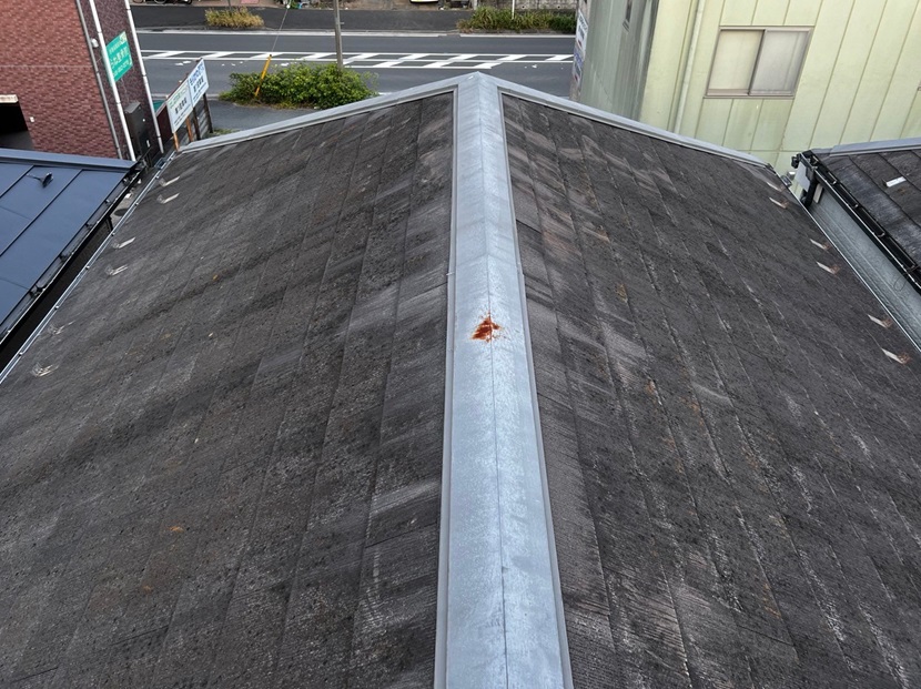 劣化した屋根