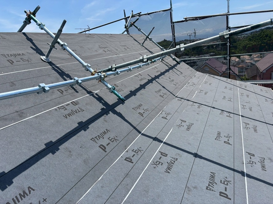 防水シート張り